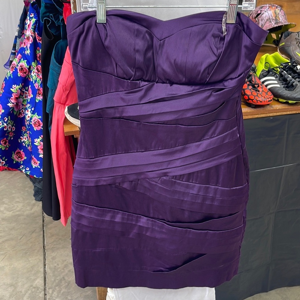 Purple plum strapless homecoming dress